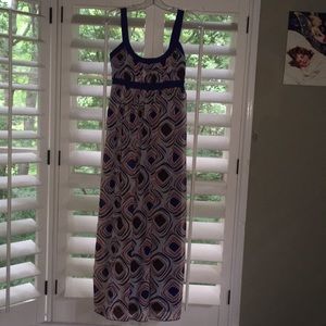Flowy Maxi Dress w/ Cool Geometric Print